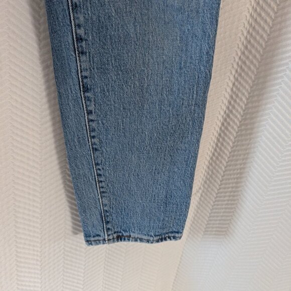 Levi's Wedgie Straight High Rise Rigid Denim Blue Jeans Medium Wash Size 28 - Picture 8 of 14